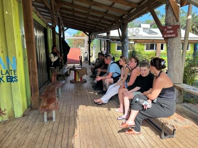 Culture, Cocoa & Crystal Tour